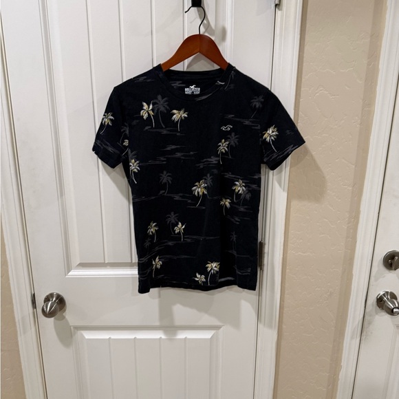 Hollister Other - Hollister Must-Have Palm Tree Print T-Shirt XS Black Tropical 100% Cotton